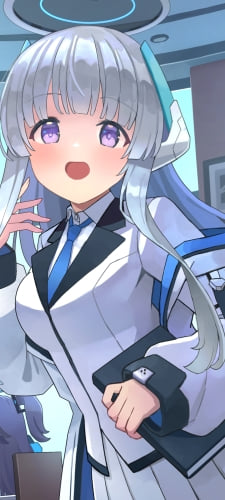 笑顔の生塩ノア / 早瀬ユウカ / ブルアカ / ブルーアーカイブのAndroid用のスマホ壁紙