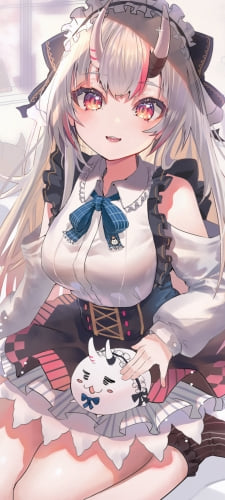 寝室で微笑む可愛い百鬼あやめ / ぽよ余 / ホロライブ / バーチャルYouTuber / VtuberのAndroid用のスマホ壁紙