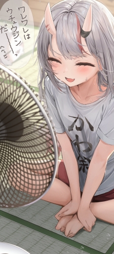 扇風機で声を変える百鬼あやめ / ワレワレはウチュウジンだ～ / ホロライブ / バーチャルYouTuberのAndroid用のスマホ壁紙