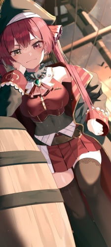 樽に肘をついてこちらを見つめる宝鐘マリン / ホロライブ / バーチャルYouTuber / VtuberのAndroid用のスマホ壁紙