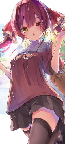 買い物に行く私服の可愛い宝鐘マリン / リラックマのバッグ / ホロライブ / バーチャルYouTuber / VtuberのAndroid用のスマホ壁紙