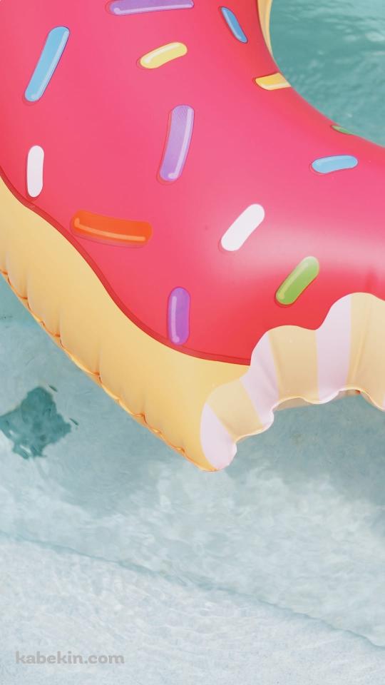 プール ドーナツの浮き輪のAndroidの壁紙(540px x 960px) スマホ用