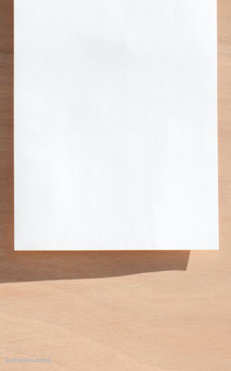 木の板と白い紙のAndroidの壁紙(800px x 1280px) スマホ用