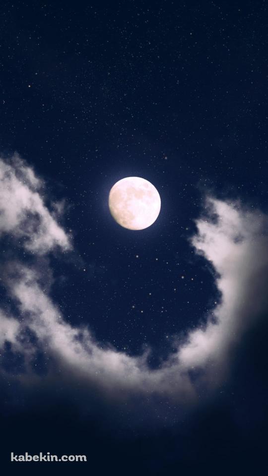 満月と雲と星空のAndroidの壁紙(540px x 960px) スマホ用