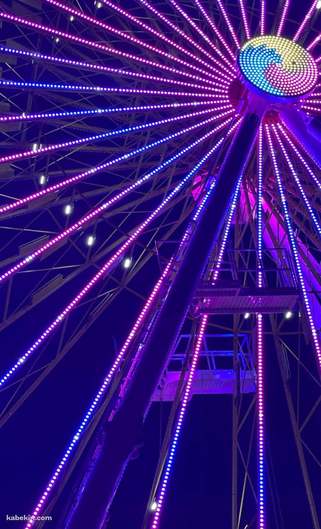 光る夜の観覧車のAndroidの壁紙(1080px x 1776px) スマホ用
