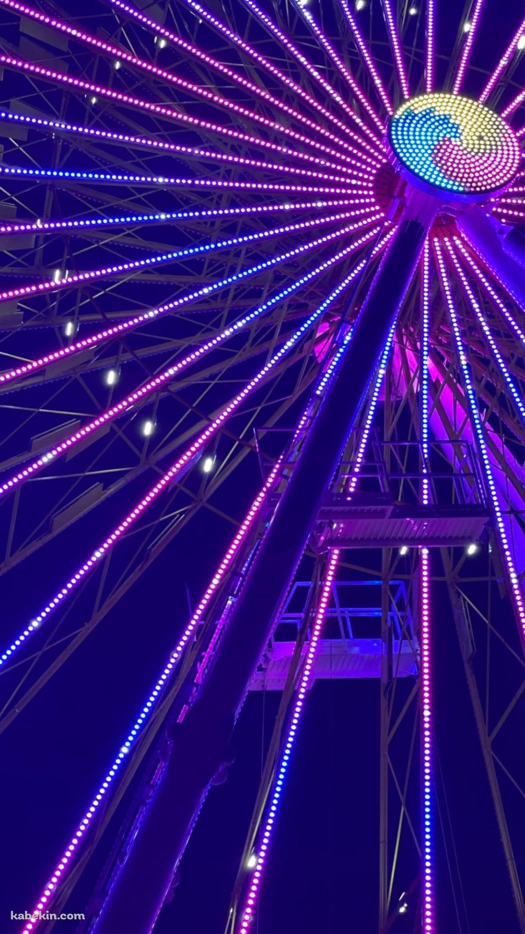 光る夜の観覧車のAndroidの壁紙(1080px x 1920px) スマホ用