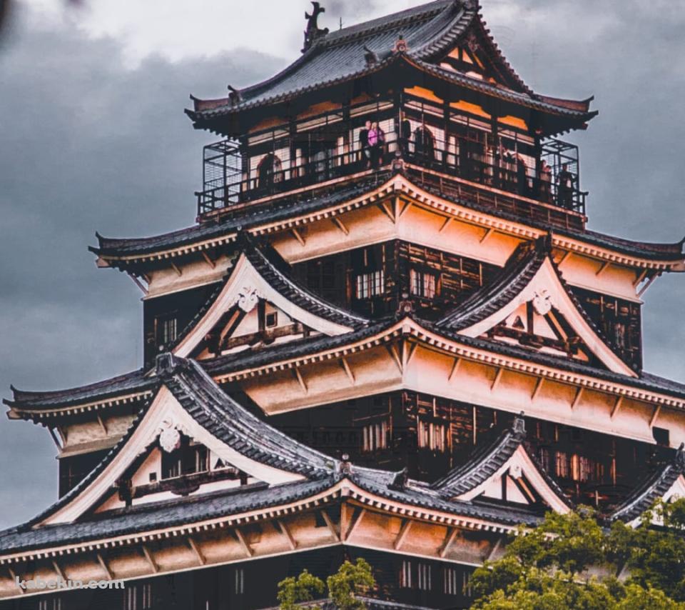 曇天模様と広島城のAndroidの壁紙(960px x 854px) スマホ用