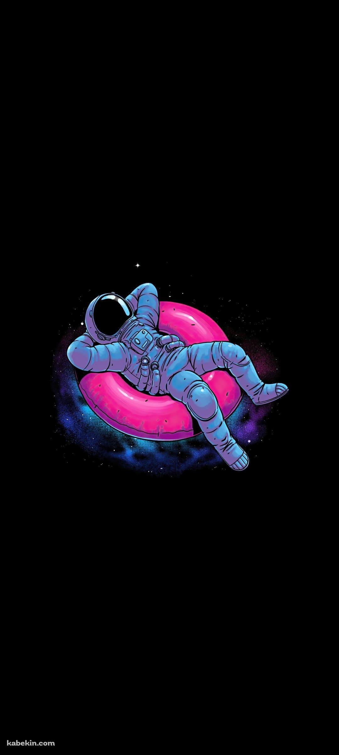 リラックスする宇宙飛行士 浮き輪のAndroidの壁紙(1080px x 2400px) スマホ用