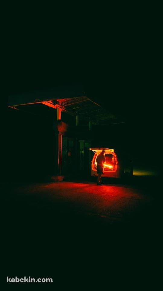 夜 車と人のAndroidの壁紙(540px x 960px) スマホ用