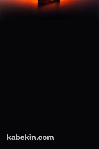 夕陽と原油タンカー GOLDEN ENERGYのAndroidの壁紙(320px x 480px) スマホ用