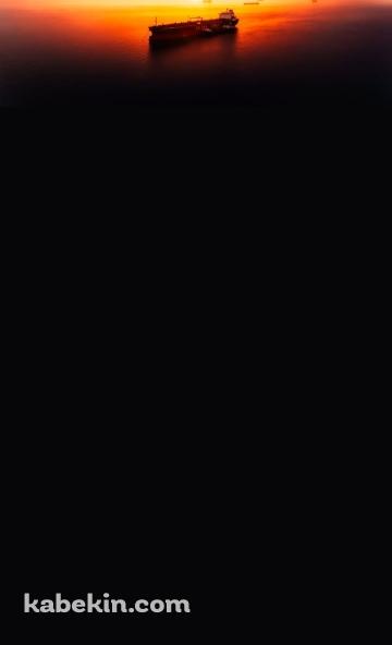 夕陽と原油タンカー GOLDEN ENERGYのAndroidの壁紙(360px x 592px) スマホ用