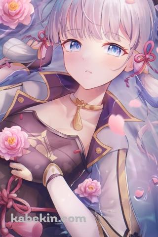 水に浮いたピンクの花とかわいい神里綾華 / 原神のAndroidの壁紙(320px x 480px) スマホ用