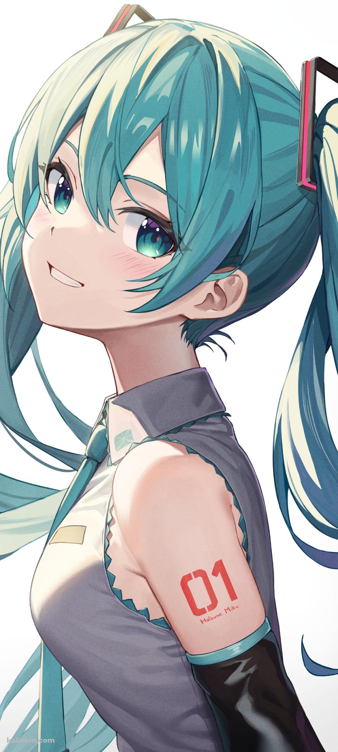 笑いながら振り返るめちゃくちゃかわいい初音ミク ボカロ 01 / ボーカロイドのAndroidの壁紙(1080px x 2400px) スマホ用