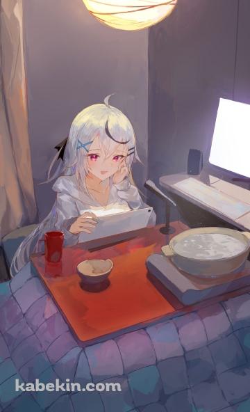 コタツに入って配信をする春水レイ / 鍋 / パソコン / タブレット / バーチャルYoutuber / ファンアート / イラストのAndroidの壁紙(360px x 592px) スマホ用