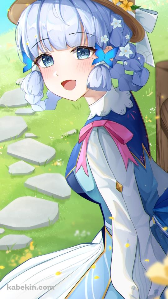 黄色い花と笑顔で座っている神里綾華 / 花時に訪れた手紙 / 原神のAndroidの壁紙(540px x 960px) スマホ用