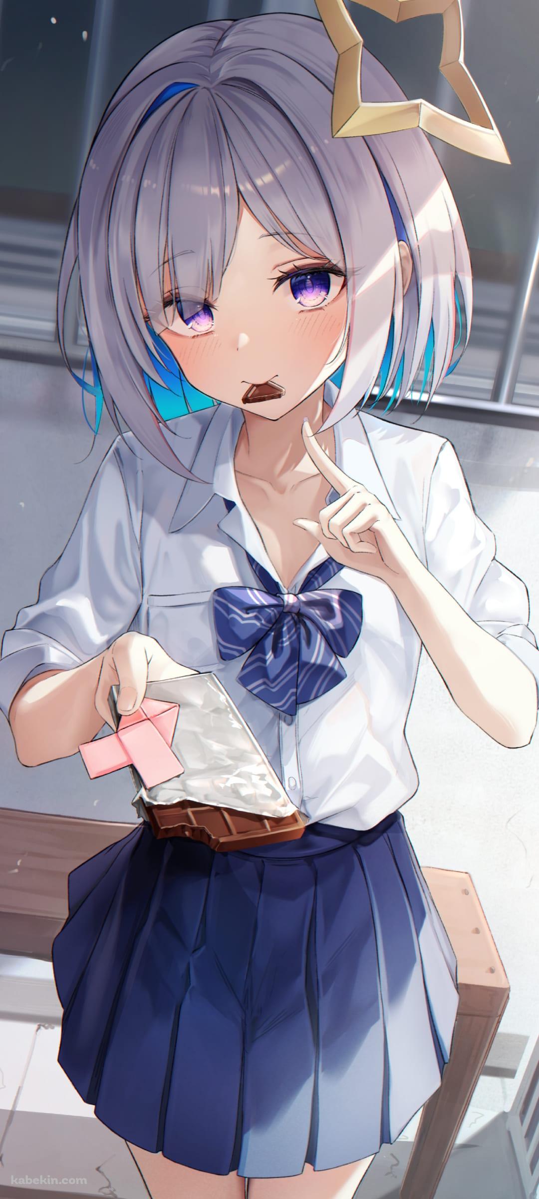 食べかけのチョコを差し出す天音かなた / かわいい / バーチャルYouTuber / ファンアート / イラストのAndroidの壁紙(1080px x 2400px) スマホ用