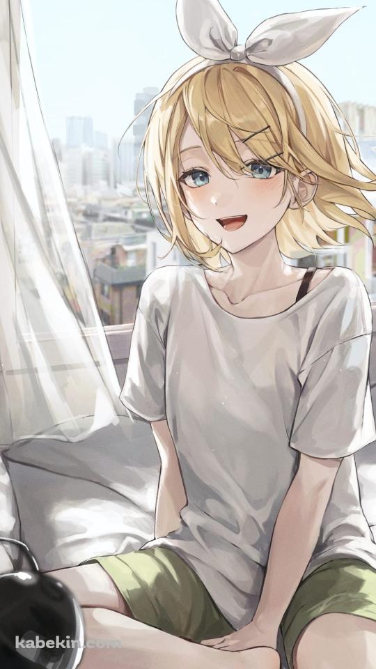 鏡音リン / 休日 / リラックス / 私服 / 柴犬 / 目覚まし時計 / 半袖短パン / 白いカーテン / かわいい / ボカロ / ボーカロイドのAndroidの壁紙(540px x 960px) スマホ用