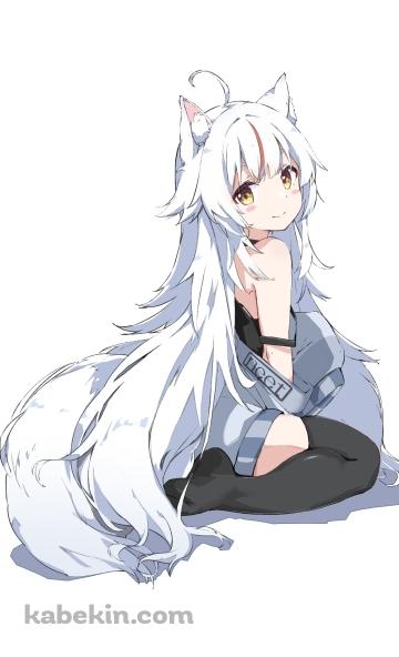 座ってこちらを見るかわいい神狐かな / バーチャルYouTuber / ファンアート / イラストのAndroidの壁紙(360px x 592px) スマホ用