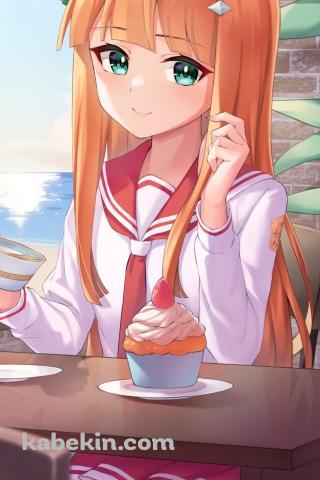 海辺のカフェで珈琲と苺のカップケーキを頼むサイレンススズカ / ウマ娘プリティーダービーのAndroidの壁紙(320px x 480px) スマホ用