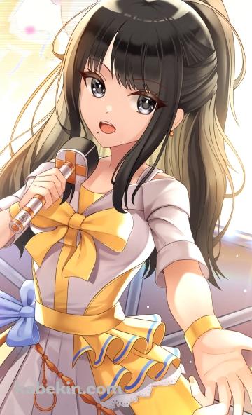 黄色いコスを着て歌を唄う可愛い風野灯織 (かざの_ひおり) / アイドルマスターシャイニーカラーズ / ファンアート / イラストのAndroidの壁紙(360px x 592px) スマホ用