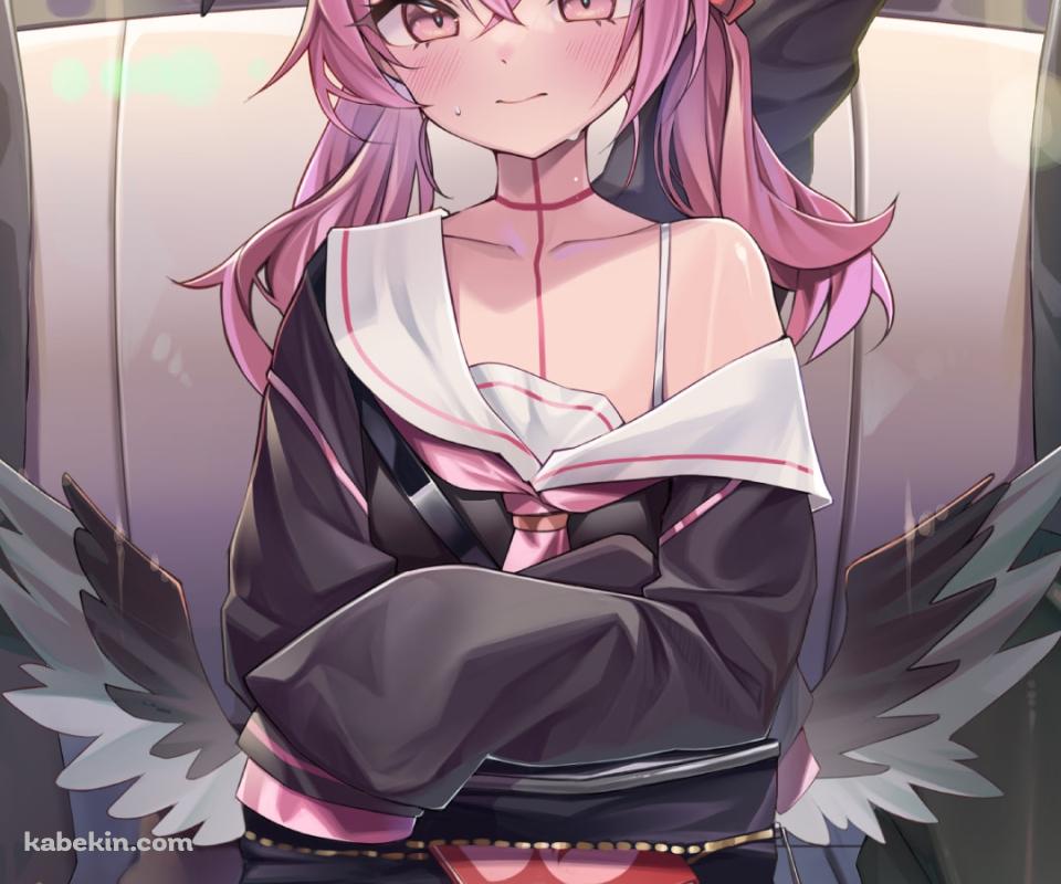 駅のホームの椅子に腕を組んで座る下江コハル / ブルアカ / ブルーアーカイブのAndroidの壁紙(960px x 800px) スマホ用
