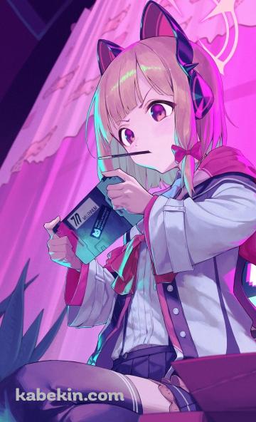 正座してゲームをする才羽モモイ / ブルアカ / ブルーアーカイブ / ファンアート / イラストのAndroidの壁紙(360px x 592px) スマホ用