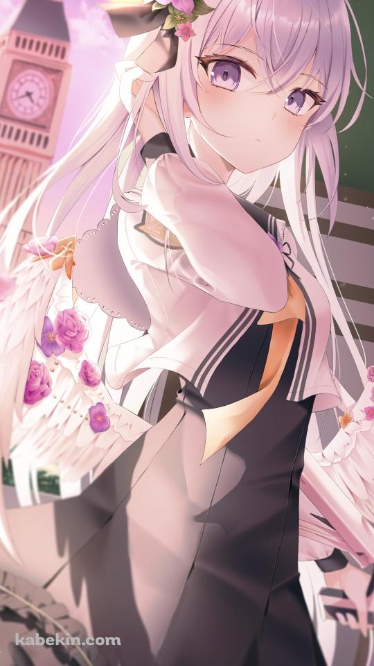髪をかき上げる白洲アズサ / 白い髪 / 時計台 / ブルアカ / ブルーアーカイブのAndroidの壁紙(540px x 960px) スマホ用