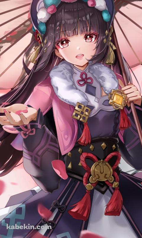 ピンクの花びらに手をかざすかわいい雲菫 / 原神 / イラスト / ファンアートのAndroidの壁紙(480px x 800px) スマホ用