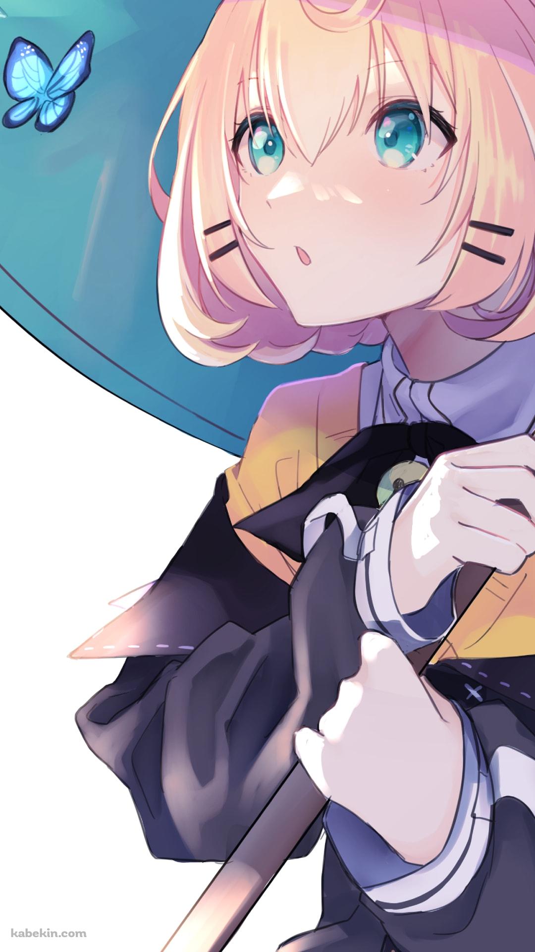 青い蝶を見つめるMillie Parfait (ミリー・パフェ)  / にじさんじ / Vtuber / バーチャルYouTuberのAndroidの壁紙(1080px x 1920px) スマホ用