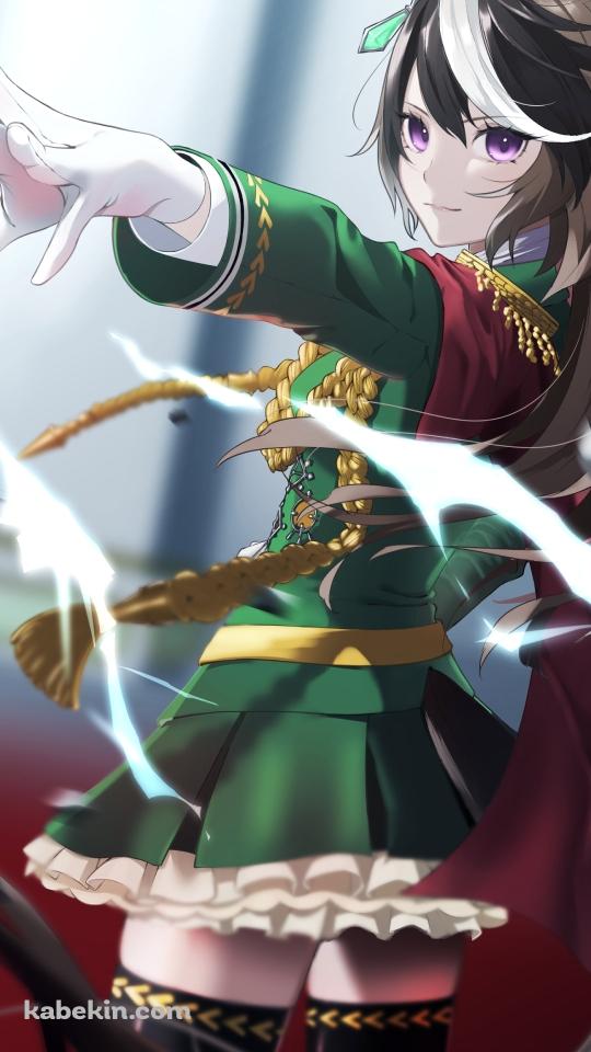 左手をかざすシンボリルドルフ / 緑の衣装 / ウマ娘プリティーダービーのAndroidの壁紙(540px x 960px) スマホ用