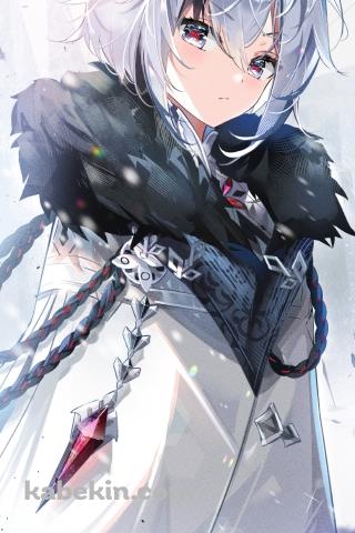 こちらを見つめるアルレッキーノ / 綺麗 / 銀髪 / 原神のAndroidの壁紙(320px x 480px) スマホ用
