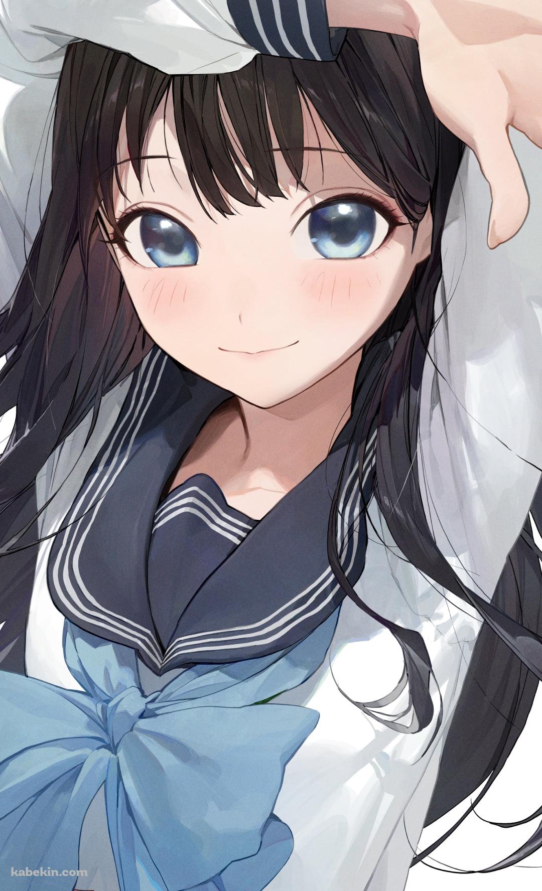 頭の上でポーズをとるかわいい明日小路（あけび こみち） / セーラー服 / 明日ちゃんのセーラー服のAndroidの壁紙(1080px x 1776px) スマホ用