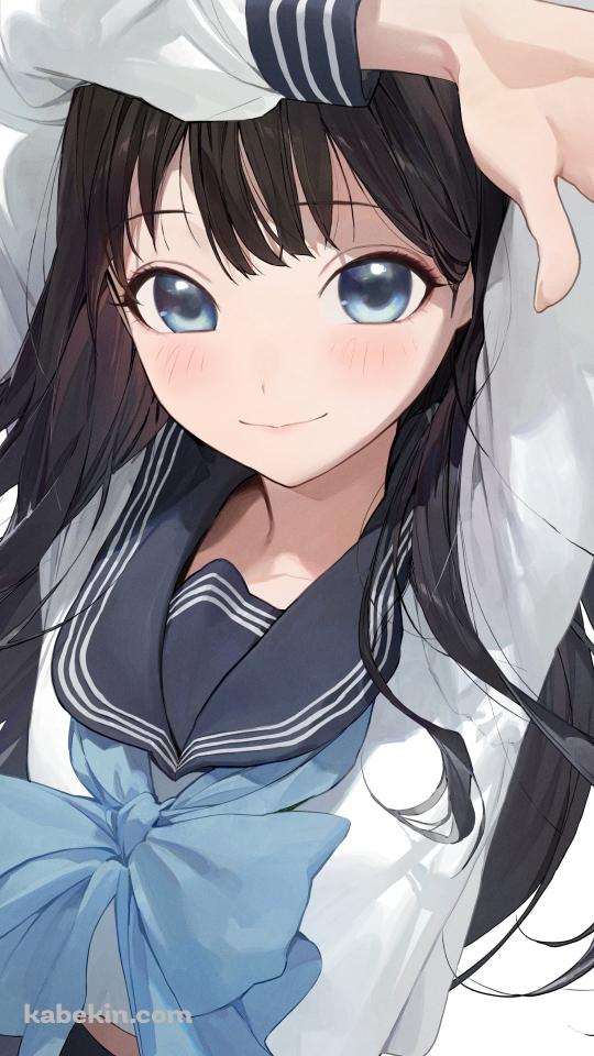 頭の上でポーズをとるかわいい明日小路（あけび こみち） / セーラー服 / 明日ちゃんのセーラー服のAndroidの壁紙(540px x 960px) スマホ用