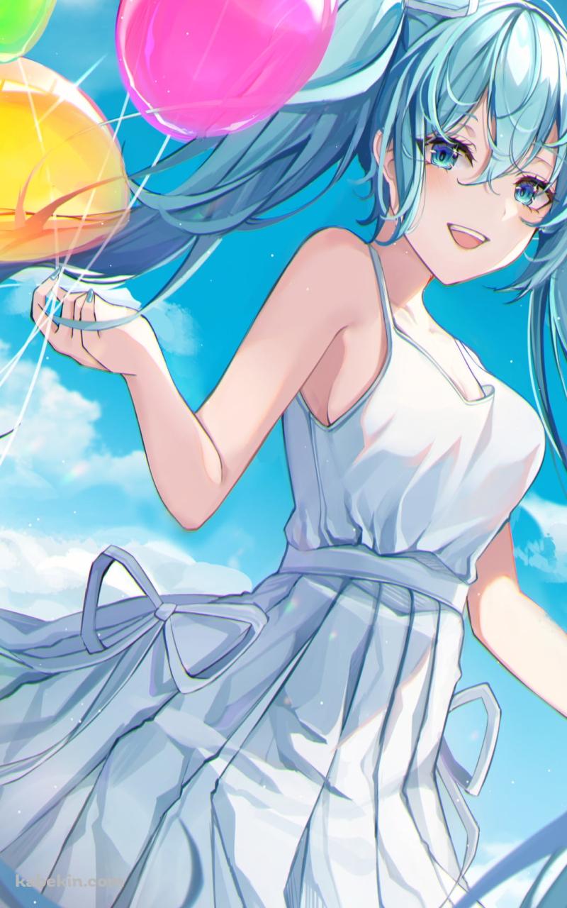 ピンク・紫・緑・黄色の鮮やかな風船を持つ白いドレスを着た笑顔の初音ミク / ボカロ / ボーカロイドのAndroidの壁紙(800px x 1280px) スマホ用