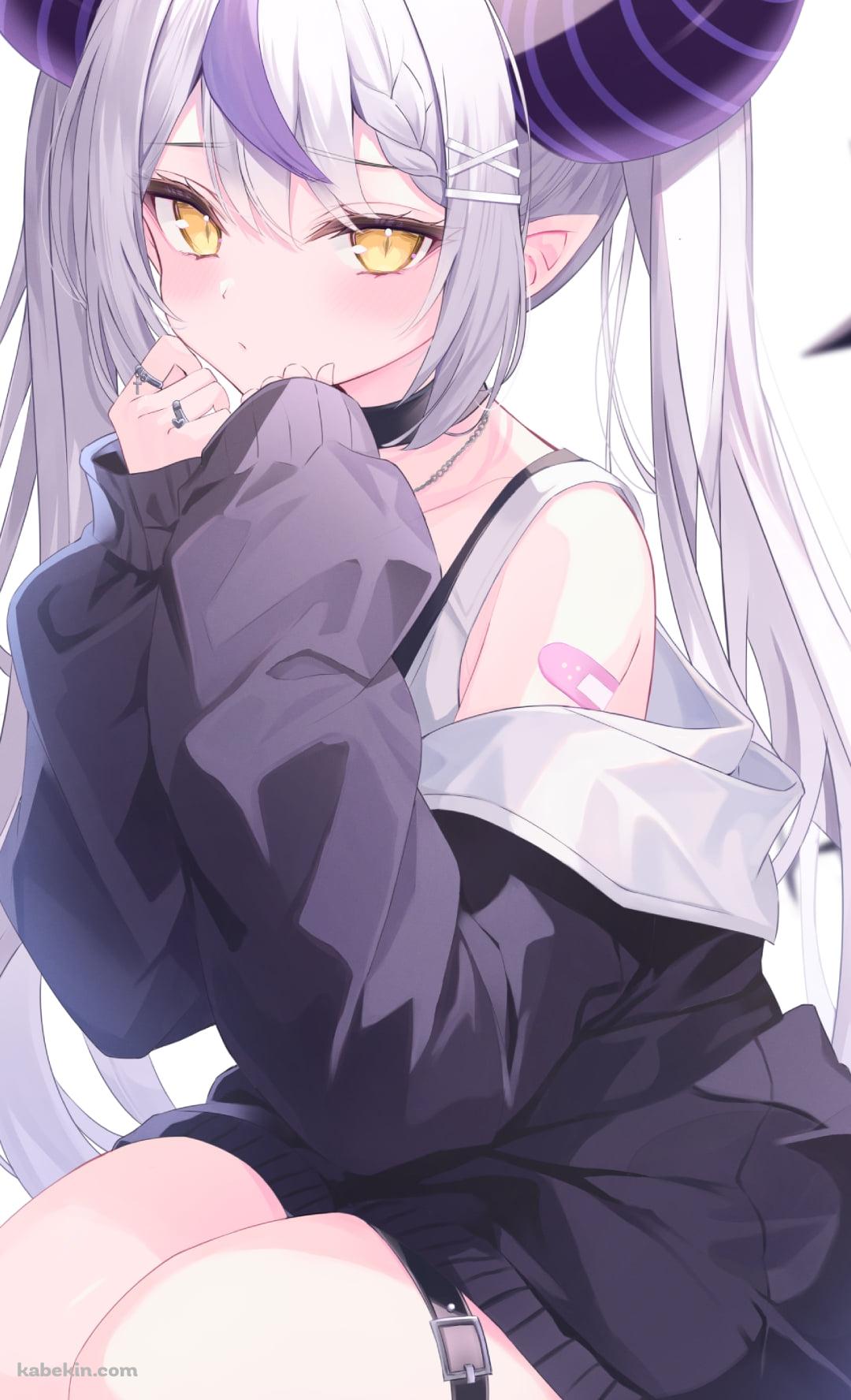 しゃがんでこちらを見る可愛いラプラス・ダークネス / ホロライブ / バーチャルYouTuber / VtuberのAndroidの壁紙(1080px x 1776px) スマホ用