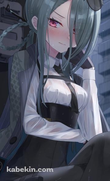 サングラスを頭にかけてしゃがんでる近衛ミナ / ブルアカ / ブルーアーカイブのAndroidの壁紙(360px x 592px) スマホ用