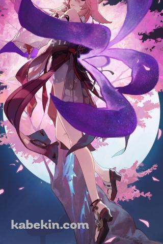 桜の木に登る八重神子 / 満月 / 原神のAndroidの壁紙(320px x 480px) スマホ用