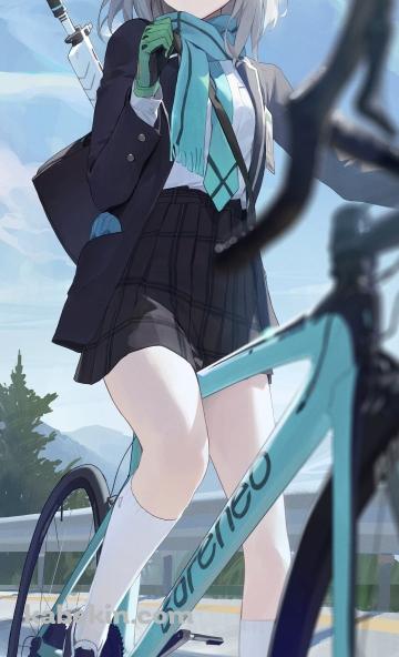 緑のマウンテンバイクに乗り微笑む砂狼シロコ (すなおおかみしろこ) / ブルアカ / ブルーアーカイブのAndroidの壁紙(360px x 592px) スマホ用