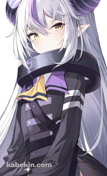 ほっぺたを赤らめてこちらを見つめるラプラス・ダークネス / ホロライブ / バーチャルYouTuber / VtuberのAndroidの壁紙(360px x 592px) スマホ用