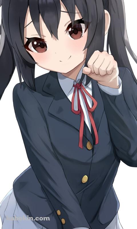 猫のポーズをとるプニプニの中野梓 / けいおん!のAndroidの壁紙(480px x 800px) スマホ用