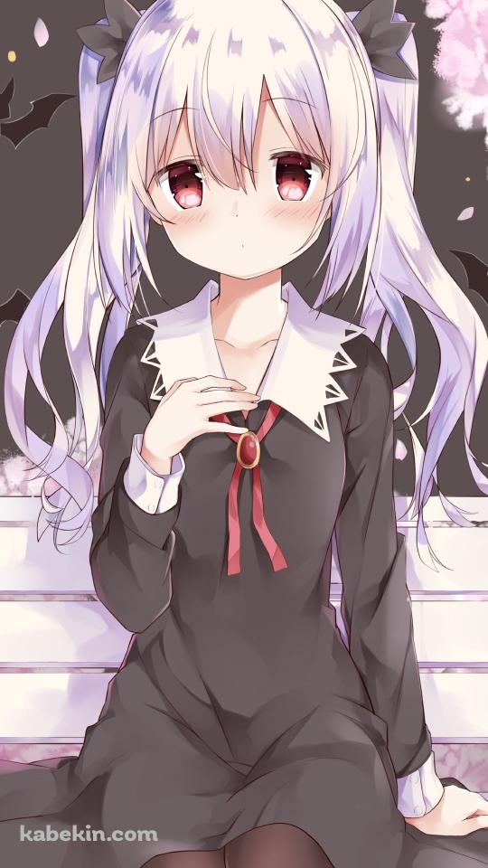 ベンチに座るソフィー・トワイライト / となりの吸血鬼さんのAndroidの壁紙(540px x 960px) スマホ用