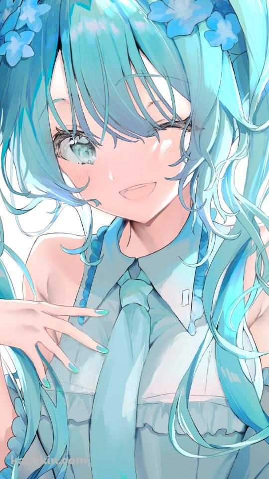 青い花の髪飾りをつけてウィンクする可愛い初音ミク / ボカロ / ボーカロイドのAndroidの壁紙(540px x 960px) スマホ用
