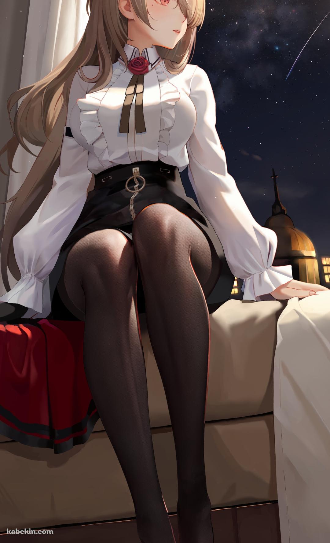 ベッドに座り窓の外の夜空を見つめるリタ・ロスヴァイセ / 崩壊3rd / 崩坏3rdのAndroidの壁紙(1080px x 1776px) スマホ用