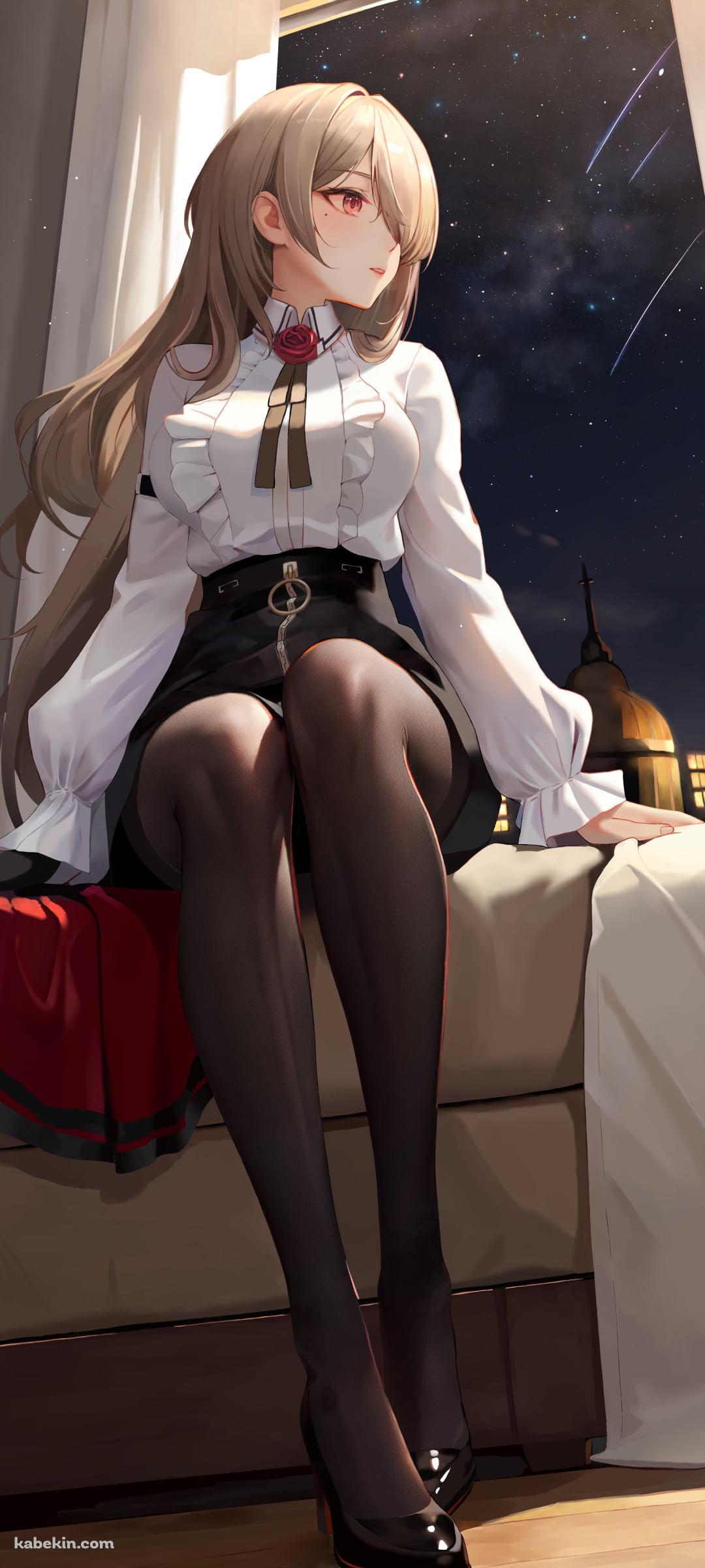 ベッドに座り窓の外の夜空を見つめるリタ・ロスヴァイセ / 崩壊3rd / 崩坏3rdのAndroidの壁紙(1080px x 2400px) スマホ用