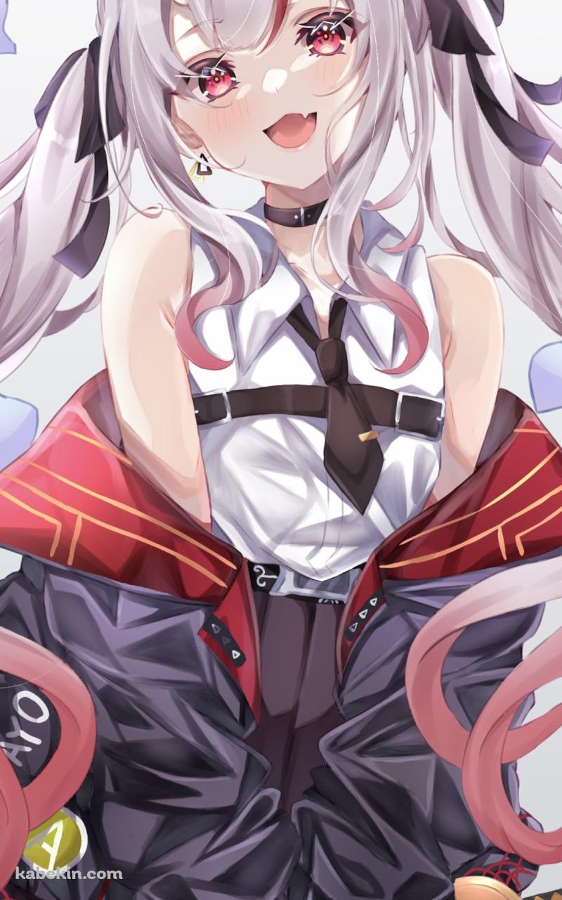 黒い刀を両手で持ち笑顔の百鬼あやめ / ホロライブ / バーチャルYouTuber / VtuberのAndroidの壁紙(800px x 1280px) スマホ用
