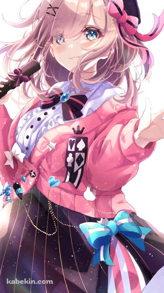 卒業証書が入った筒を持ち手を振る可愛い鈴原るる / にじさんじ / バーチャルYouTuber / VtuberのAndroidの壁紙(540px x 960px) スマホ用