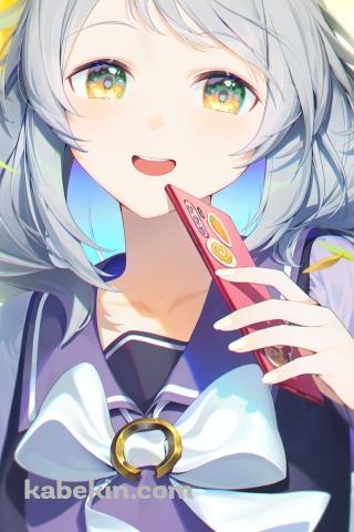 赤いスマートフォンを持つ可愛いヒシミラクル / ウマ娘プリティーダービーのAndroidの壁紙(320px x 480px) スマホ用