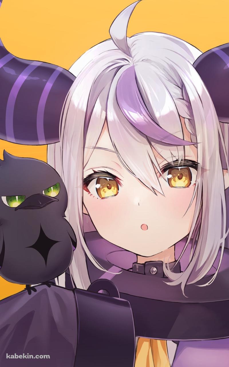 クロウを右腕に乗せるラプラス・ダークネス / ホロライブ / バーチャルYouTuber / VtuberのAndroidの壁紙(800px x 1280px) スマホ用