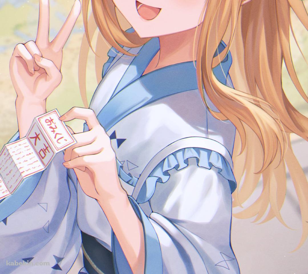 大吉のおみくじを引き笑顔でピースをするアリス / ホワイト・ラビット / 不思議の国のアリスのAndroidの壁紙(1080px x 960px) スマホ用