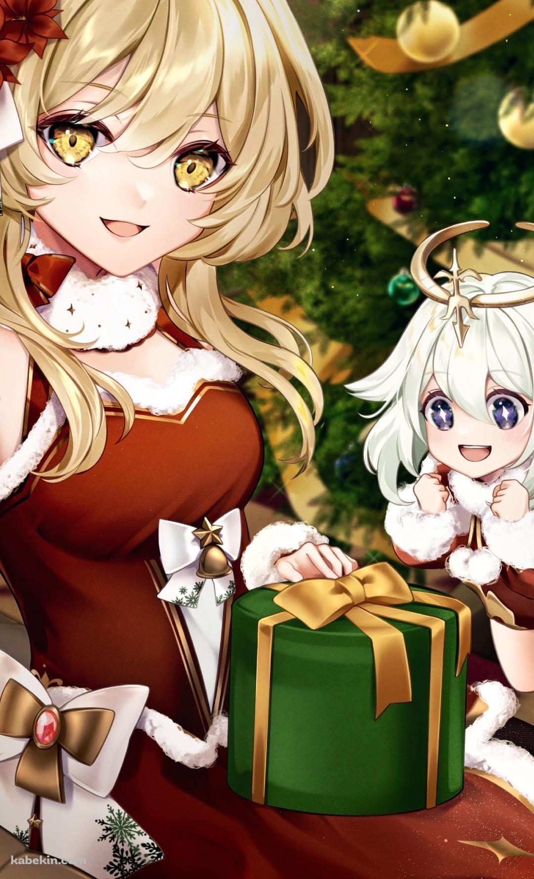 緑のプレゼントを膝に乗せ笑顔の蛍とパイモン / 原神のAndroidの壁紙(1080px x 1776px) スマホ用